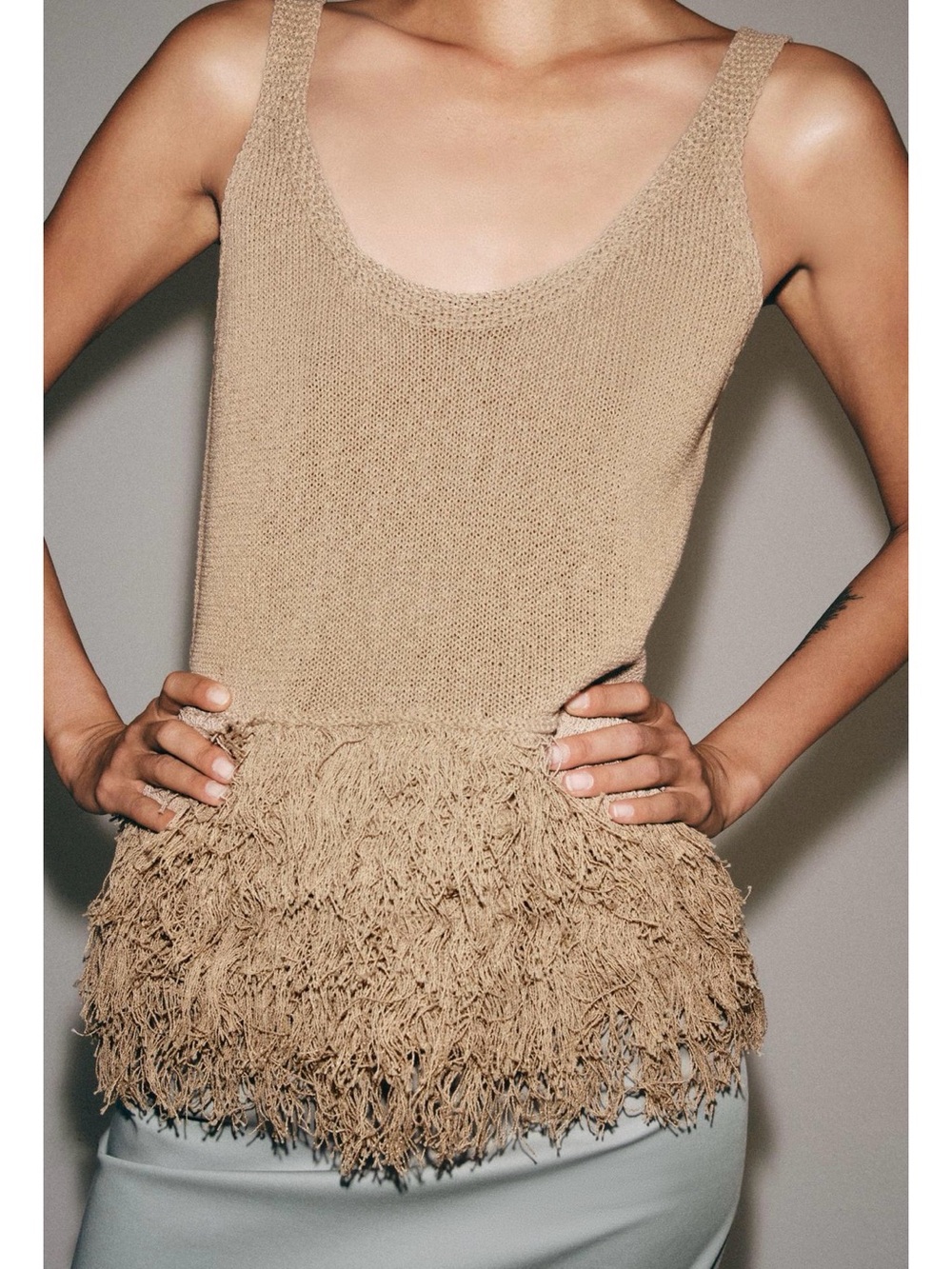 Zara FRINGED KNIT TOP